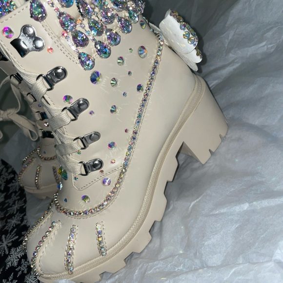 Custom Rhinestone Steve Madden Boots Sample - Picture 5 of 9